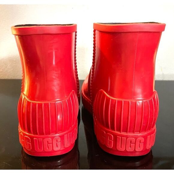 NWOB UGG Drizlita Rain Snow Boots KIDS BIG GIRLS SIZE 4 SAMBA RED UGG 1130361K - Picture 8 of 13
